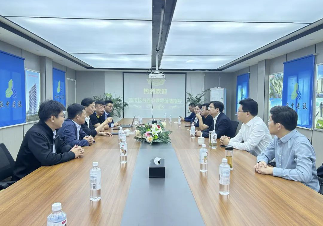 海安市委副书记、市长谭真率队慰问米兰体育集团济南市场一线职工